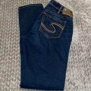 Silver Jeans Co SUKI Super Stretch Mid Straight Jeans.   W31/L32. Dark Wash.
